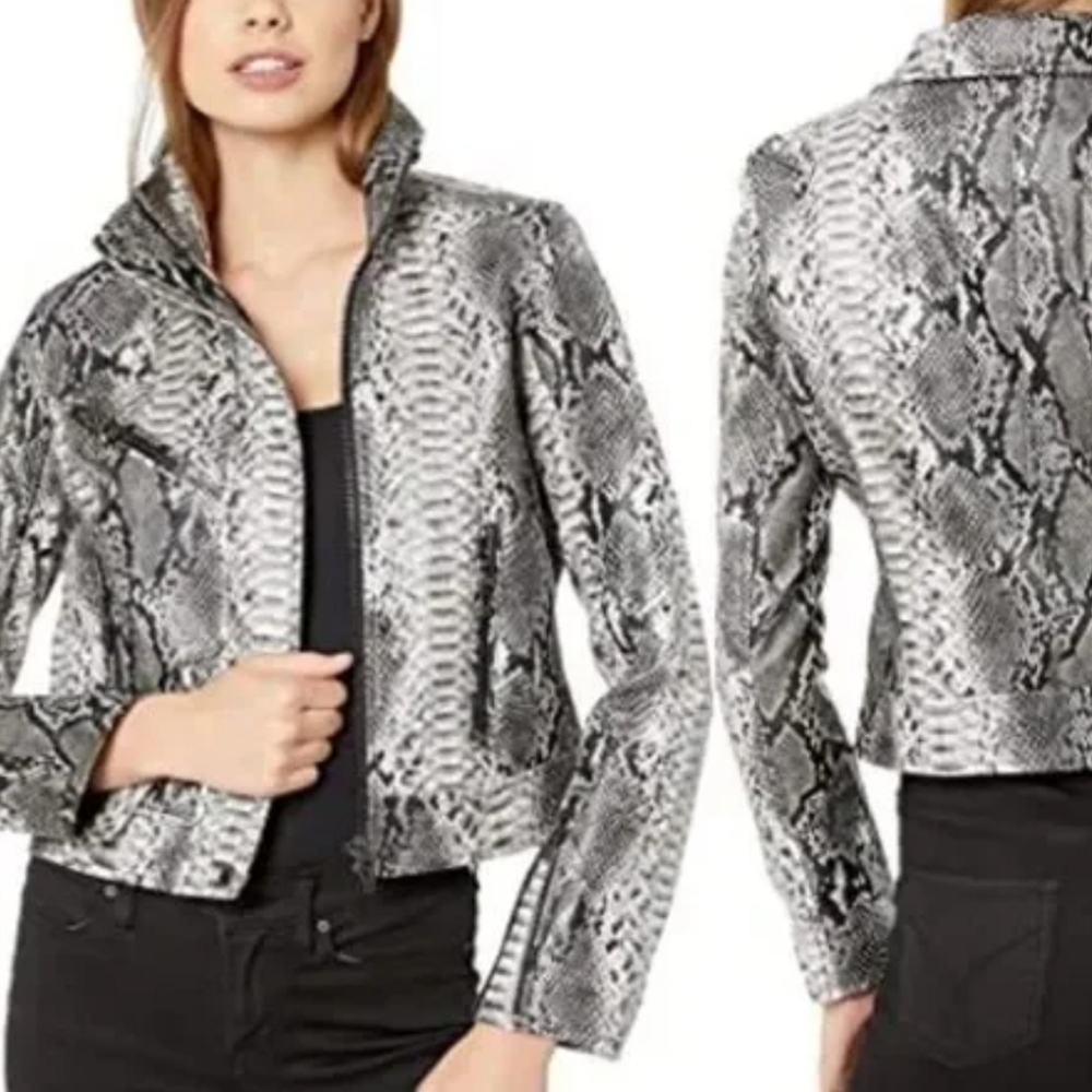 Blank NYC Faux Snakeskin Jacket Size Small - Picture 4 of 11